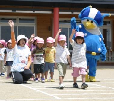 しろうま保育園交通安全教室