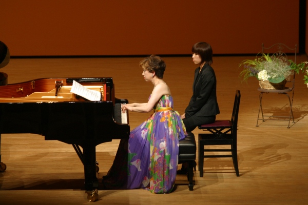 花房晴美&真美 ピアノデュオリサイタル