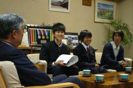 選手村長談話