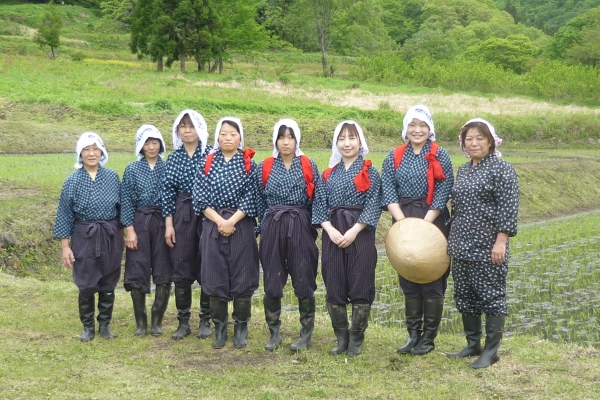 五月女姿