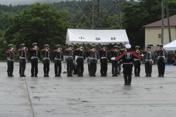 ラッパ吹奏