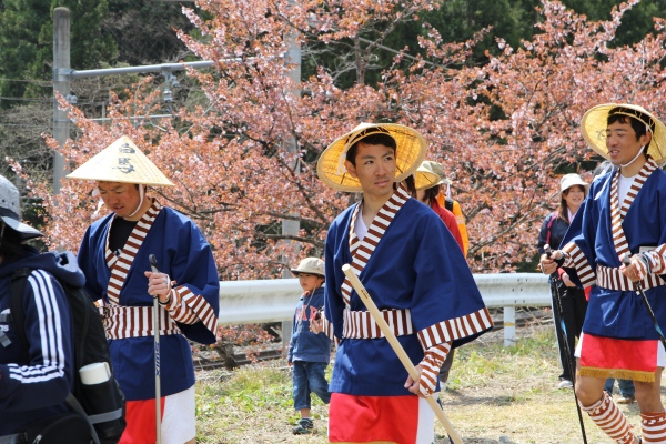仮装地区役員