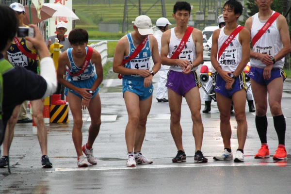 選手スタート