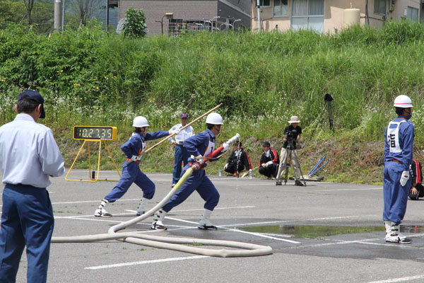 小型ポンプ放水