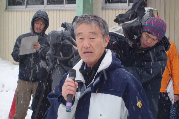 村長雪中の挨拶
