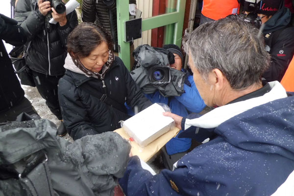 村長物資支給