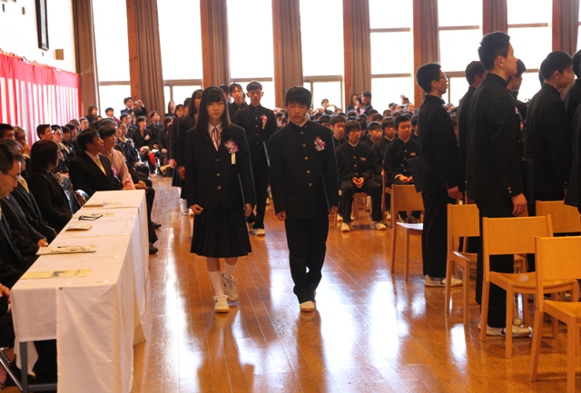 中学校卒業式