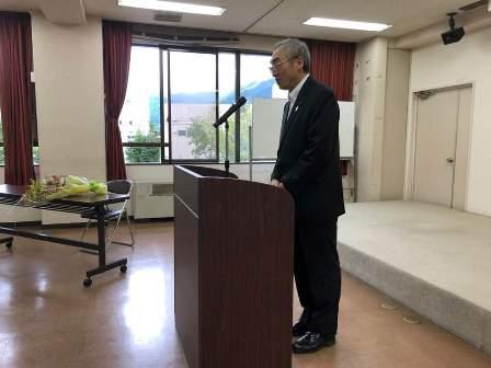 太田文敏副村長退任式の様子の写真