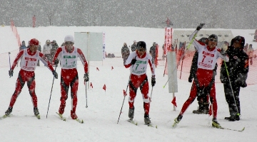 雪の中の大会中の大会の様子