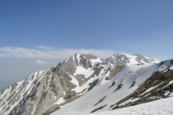 雪のアルプス山頂