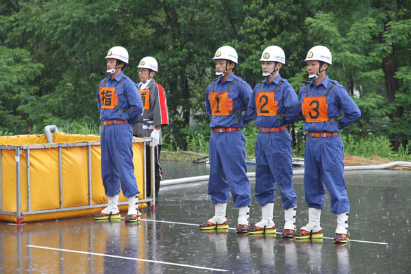 小型ポンプ選手整列