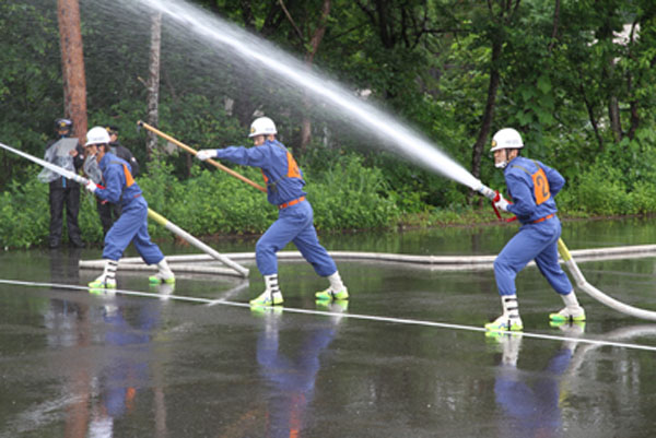 ポンプ車放水