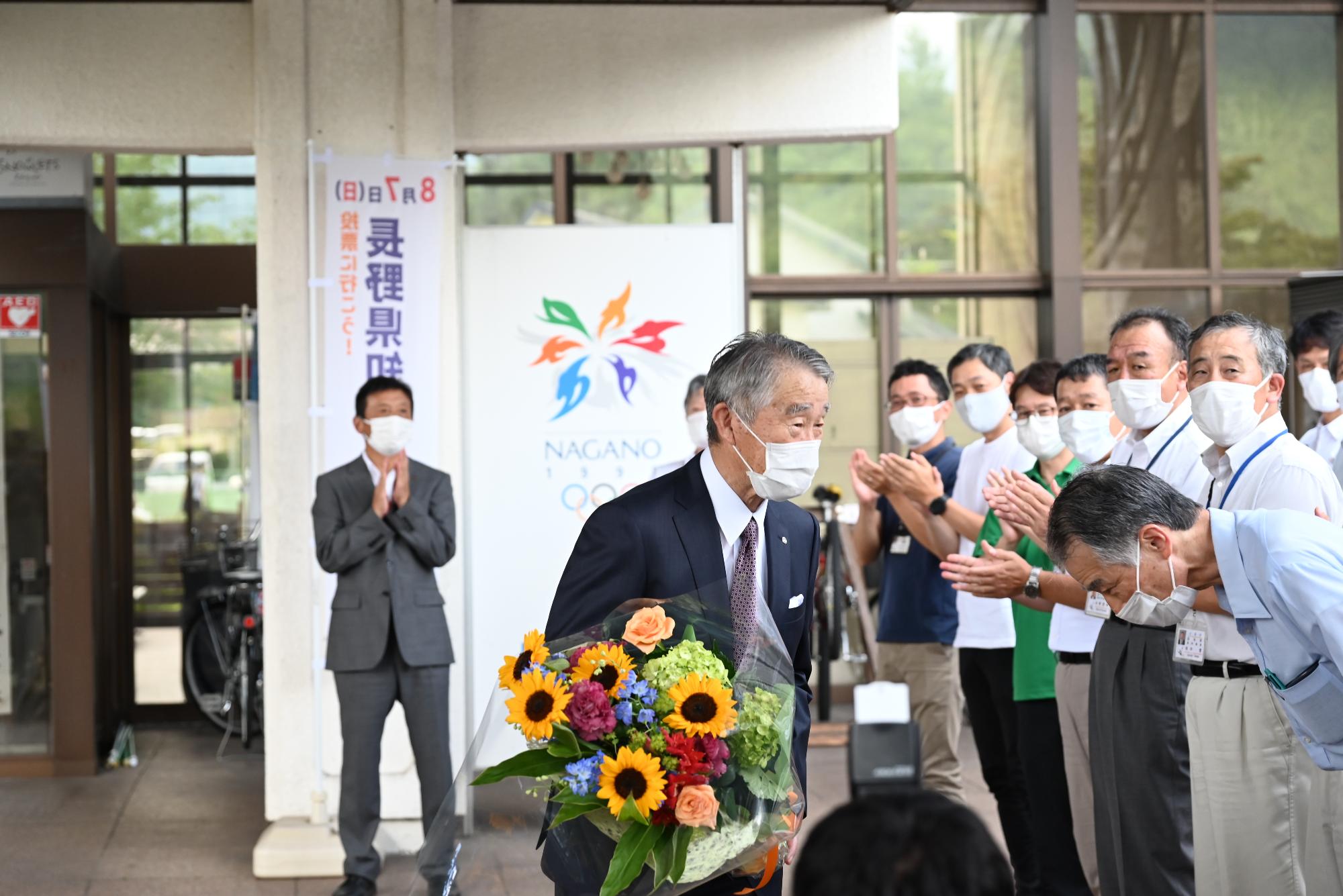 下川村長退任式