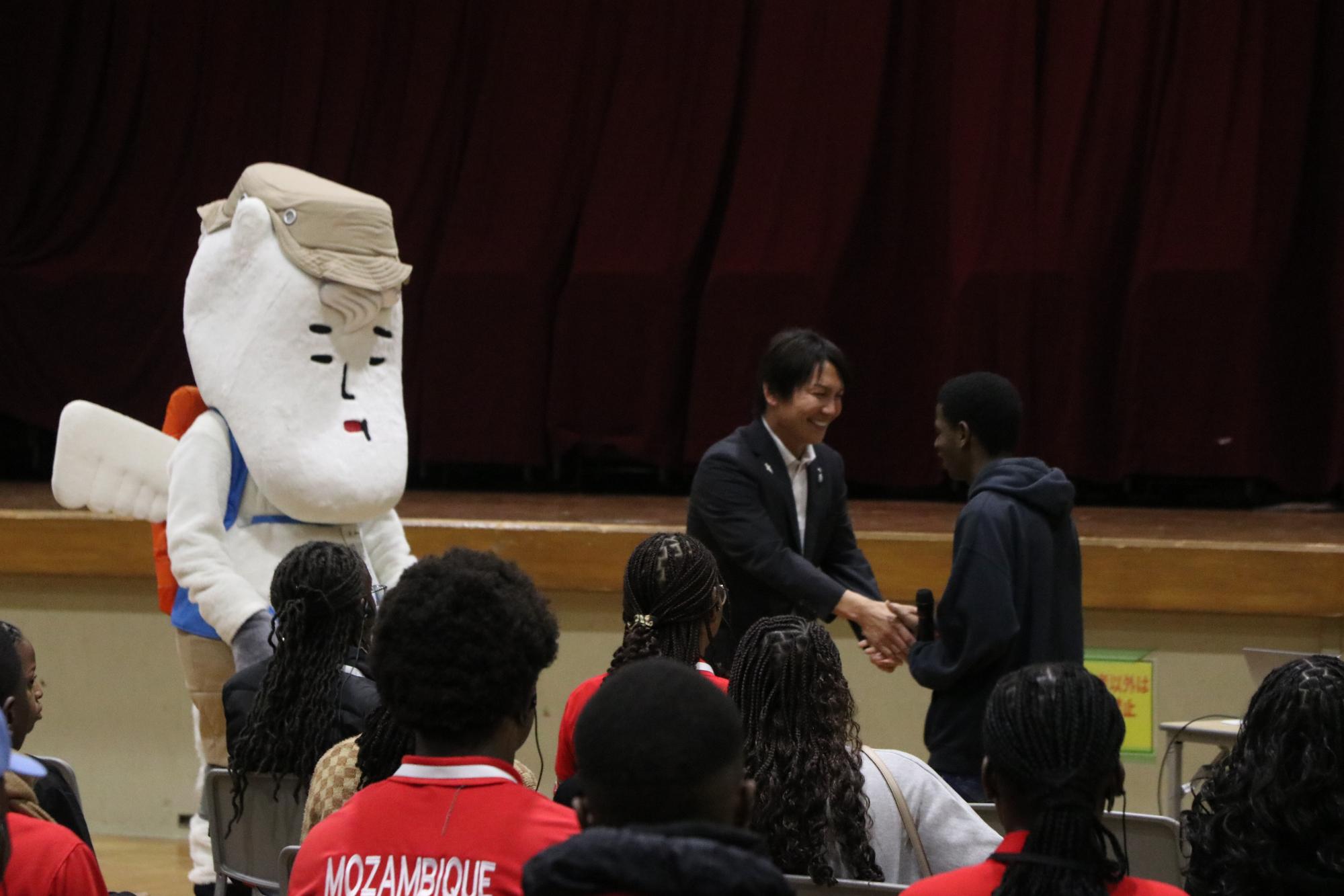 Japan-Africa Youth Program モザンビークあいさつ