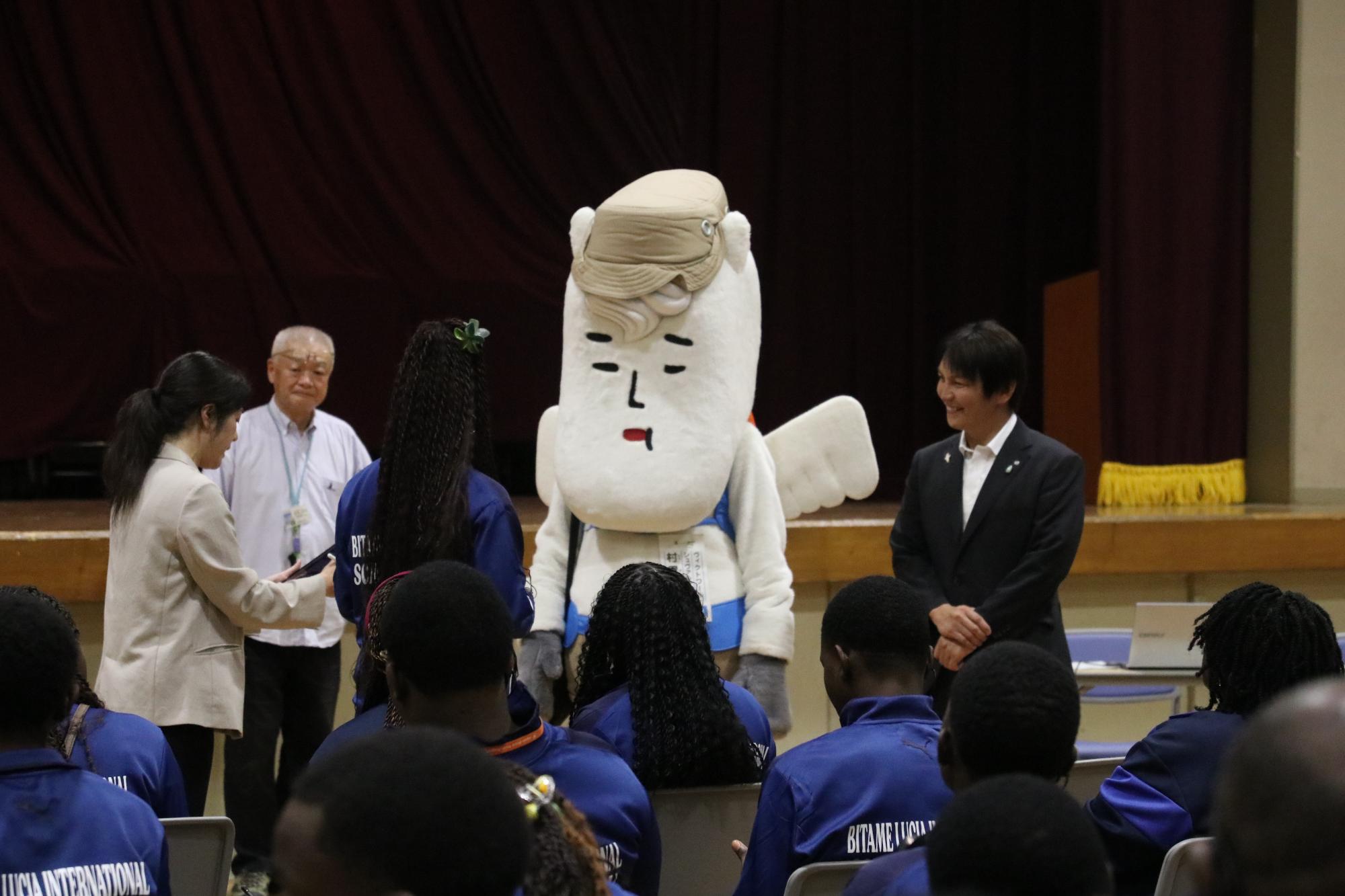 Japan-Africa Youth Program カメルーンあいさつ