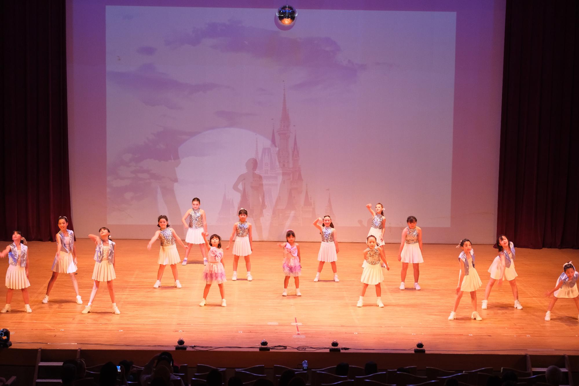 テーマパークダンス教室