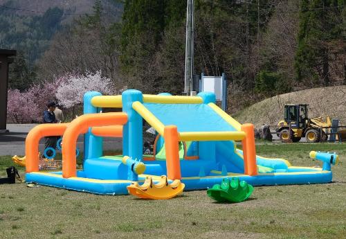 エアー遊具