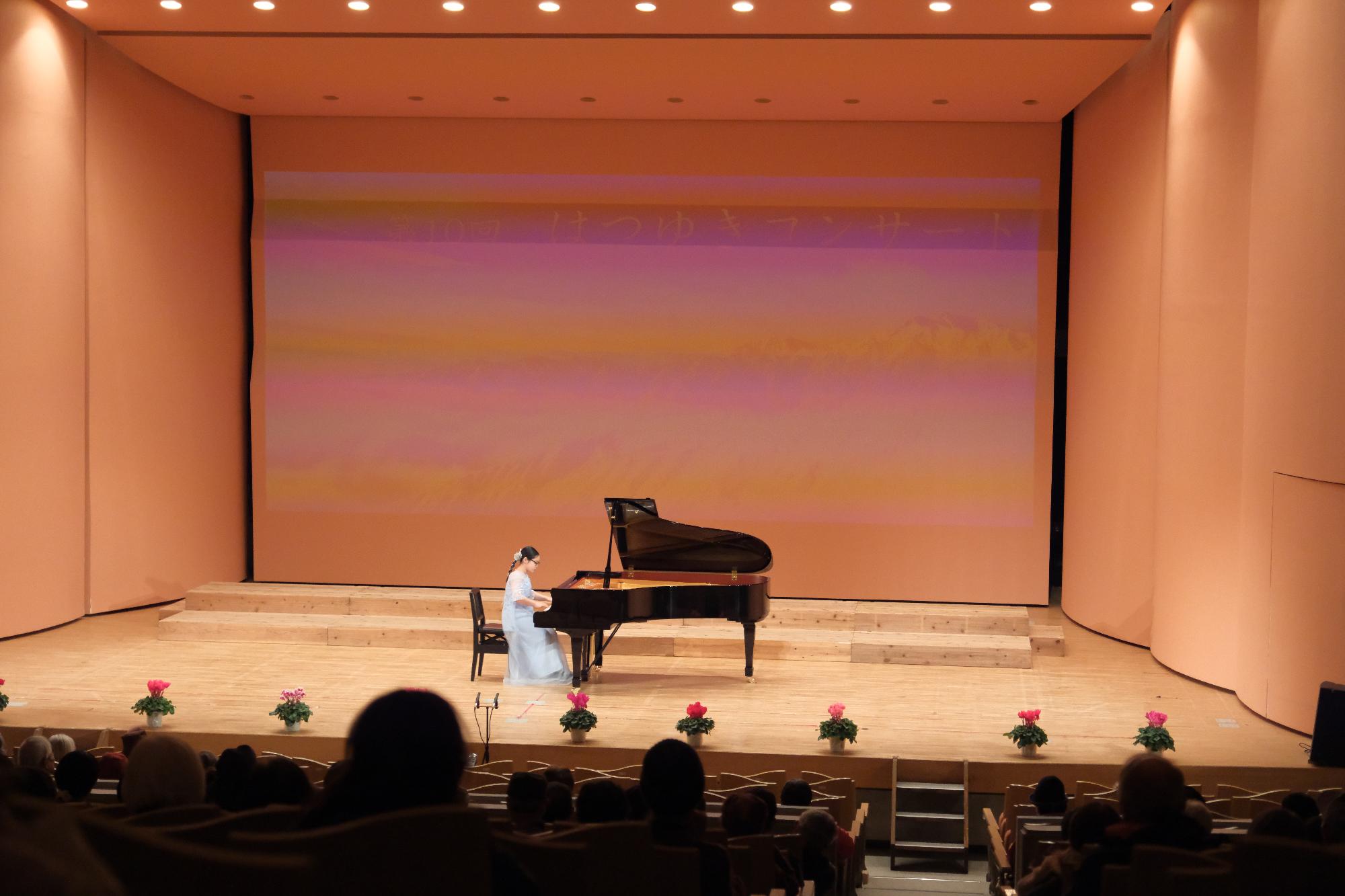 ピアノ演奏