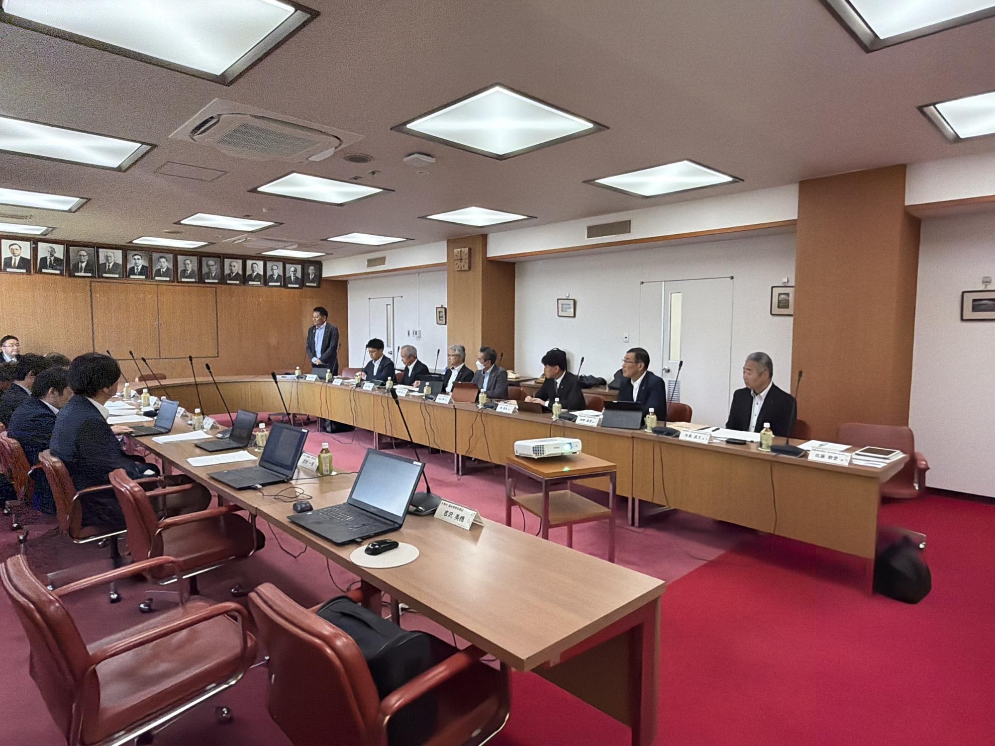 御殿場市議会総務社会委員の皆様