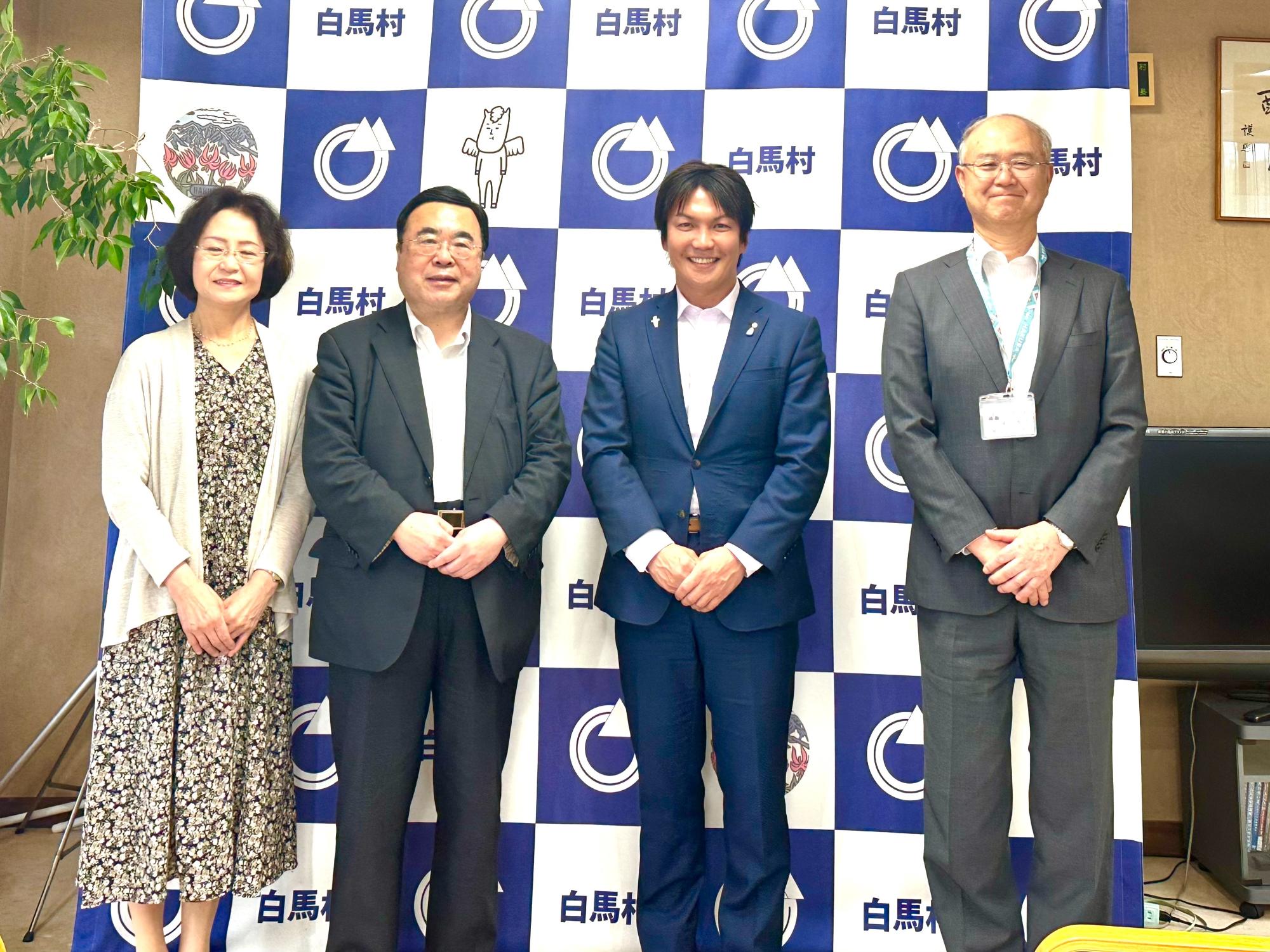 澤和樹（前東京芸大学長）先生と昭和音楽大客員教授 蓼沼恵美子先生