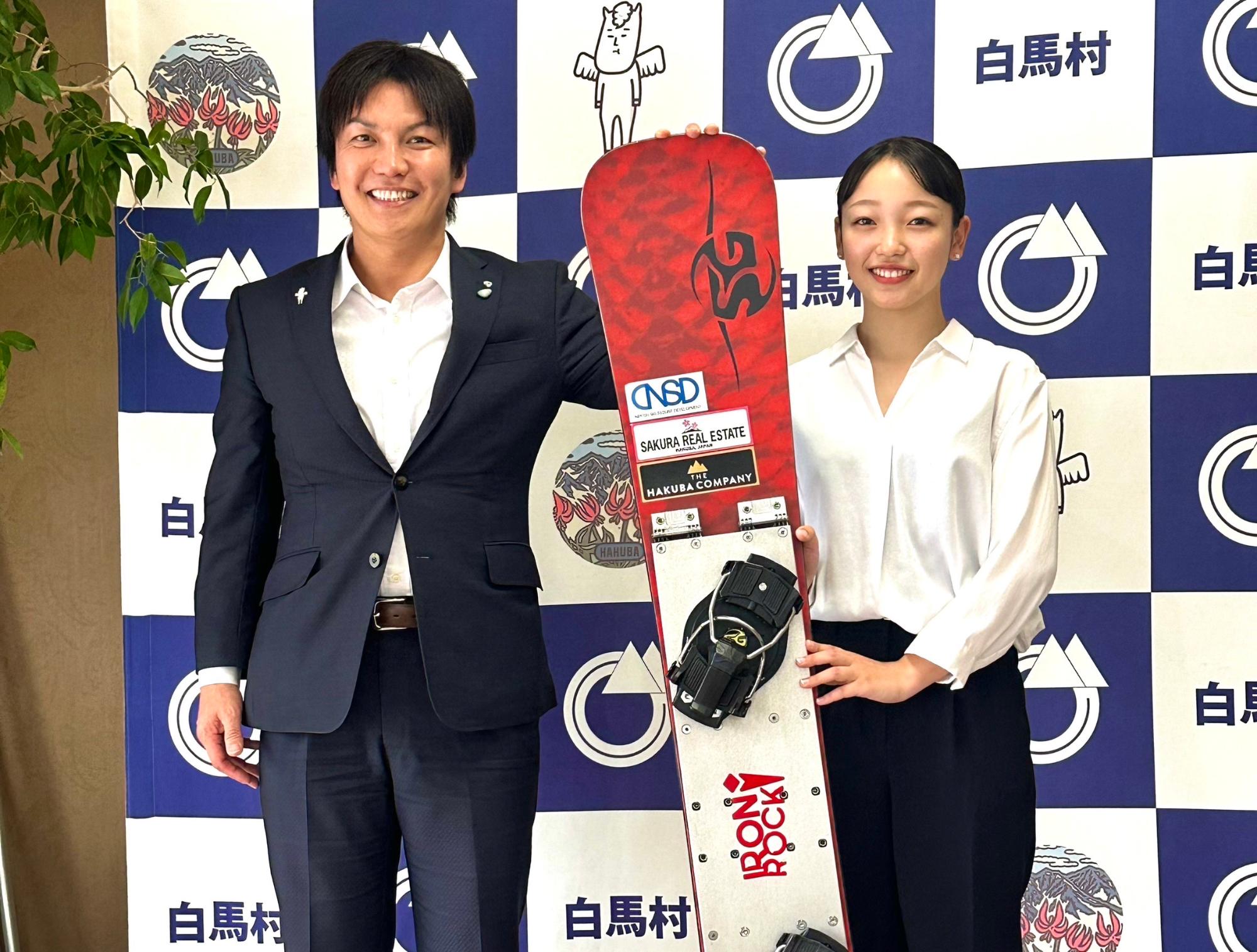大島ひなの選手