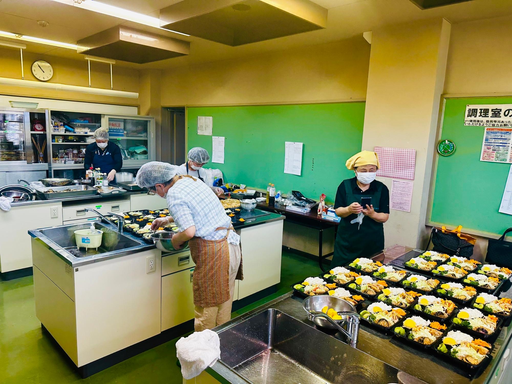 社会福祉協議会の配食サービス「季節のふれあい弁当事業」の日
