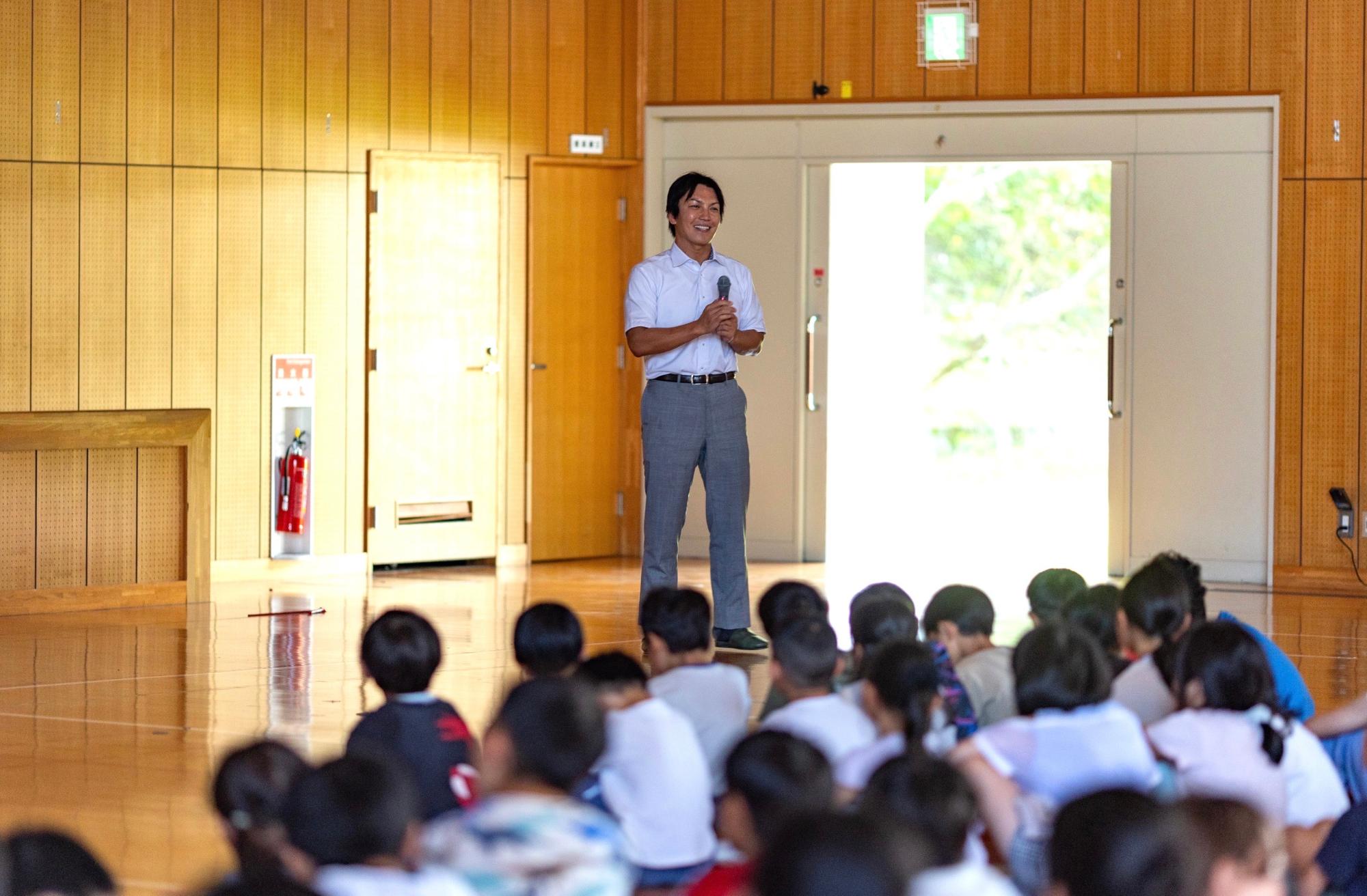 白馬南小学校のカーボンニュートラルの取組を視察