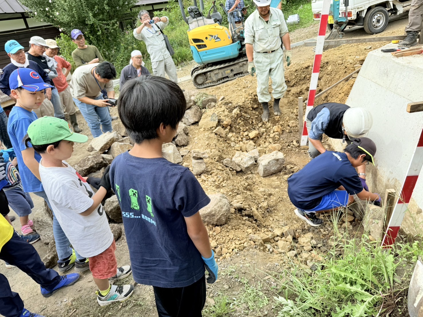 白馬村青鬼集落 石積みのワークショップ