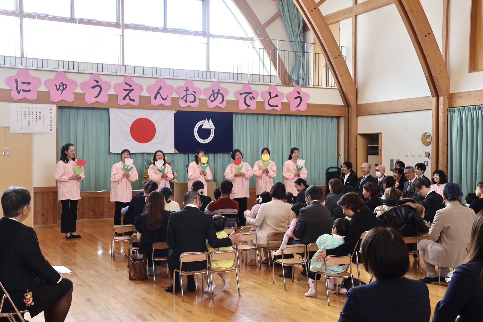 しろうま保育園入園式