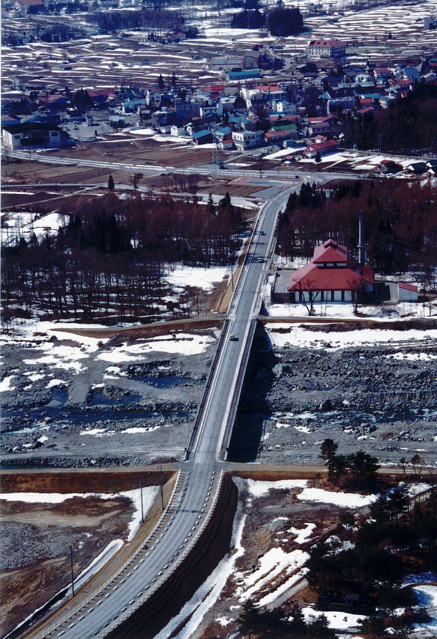 1987年 村道0105号線竣工