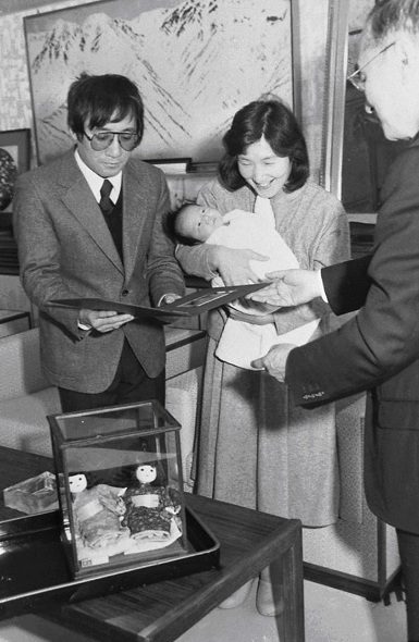 1985年 村の人口が8000人に到達